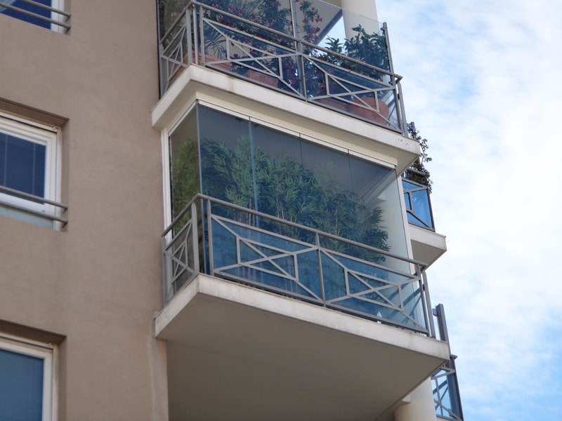 Fermeture et Protection de Balcon en Verre Sur-Mesure