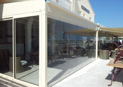 Fermetures de balcon en verre à Montpellier