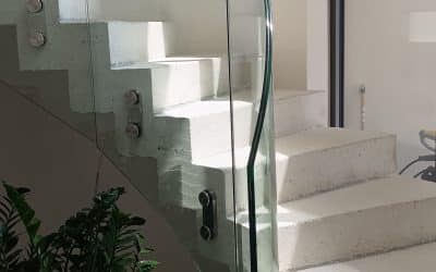 Garde-corps en verre bombé  : une réalisation sur-mesure